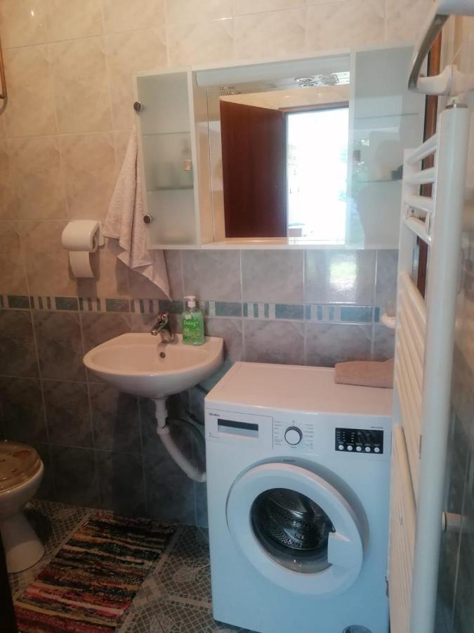 Apartman Juka Krasno Polje Ngoại thất bức ảnh
