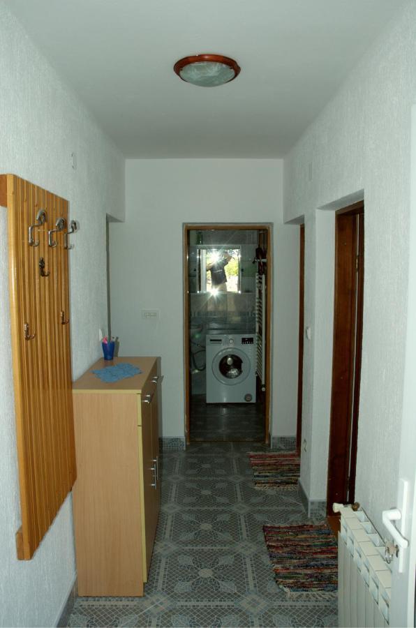 Apartman Juka Krasno Polje Ngoại thất bức ảnh